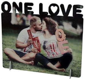 Фоторамка из стали с заголовком " One Love"